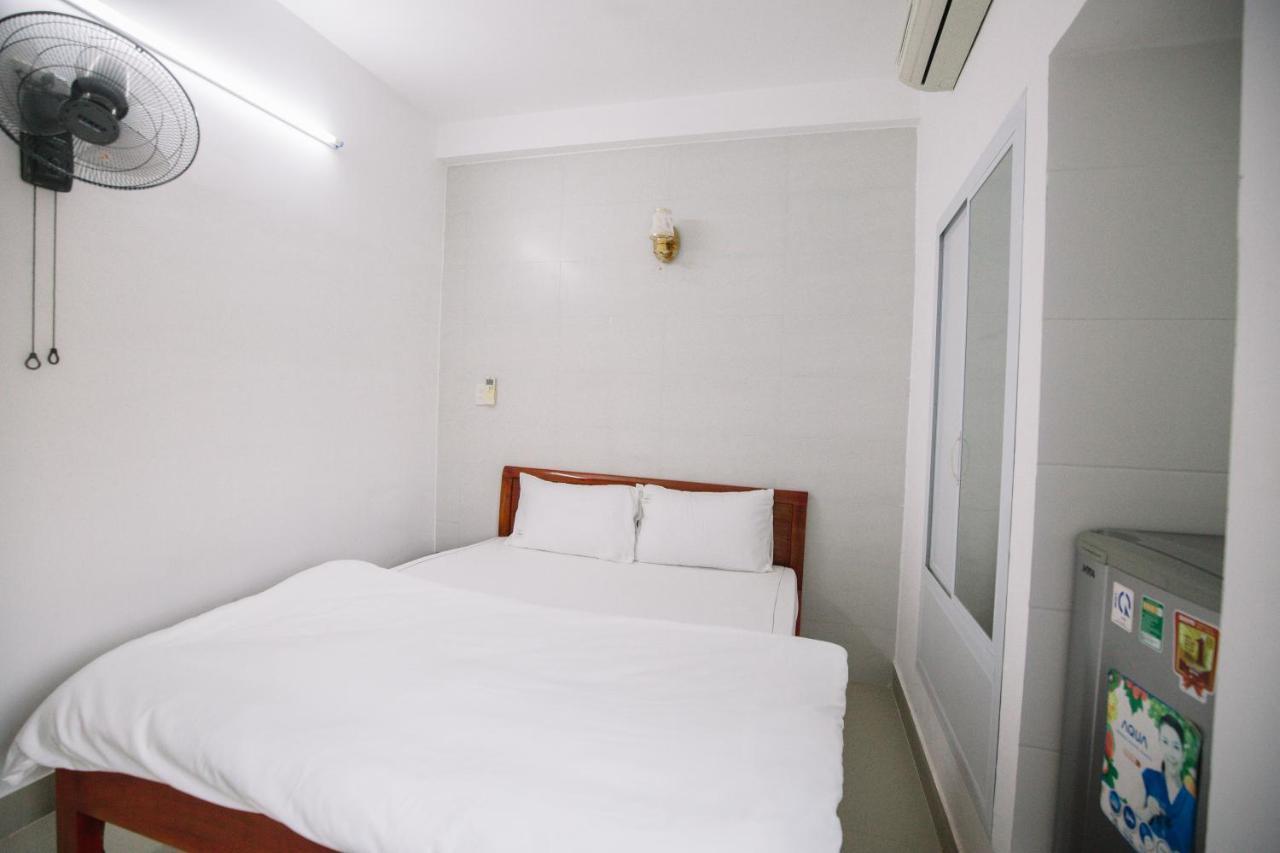 Lum Dong Tien Hotel Hue Exterior photo