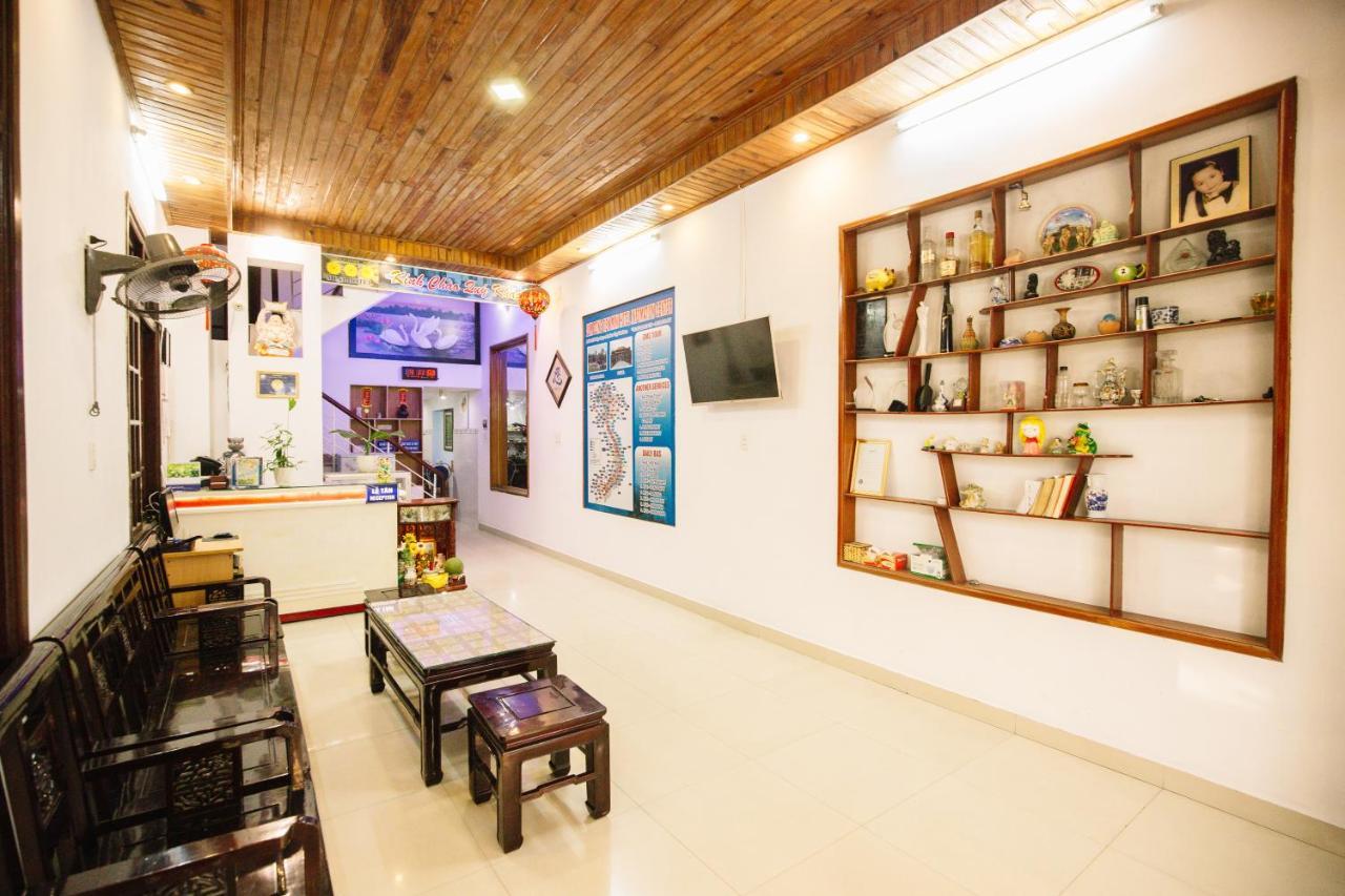 Lum Dong Tien Hotel Hue Exterior photo