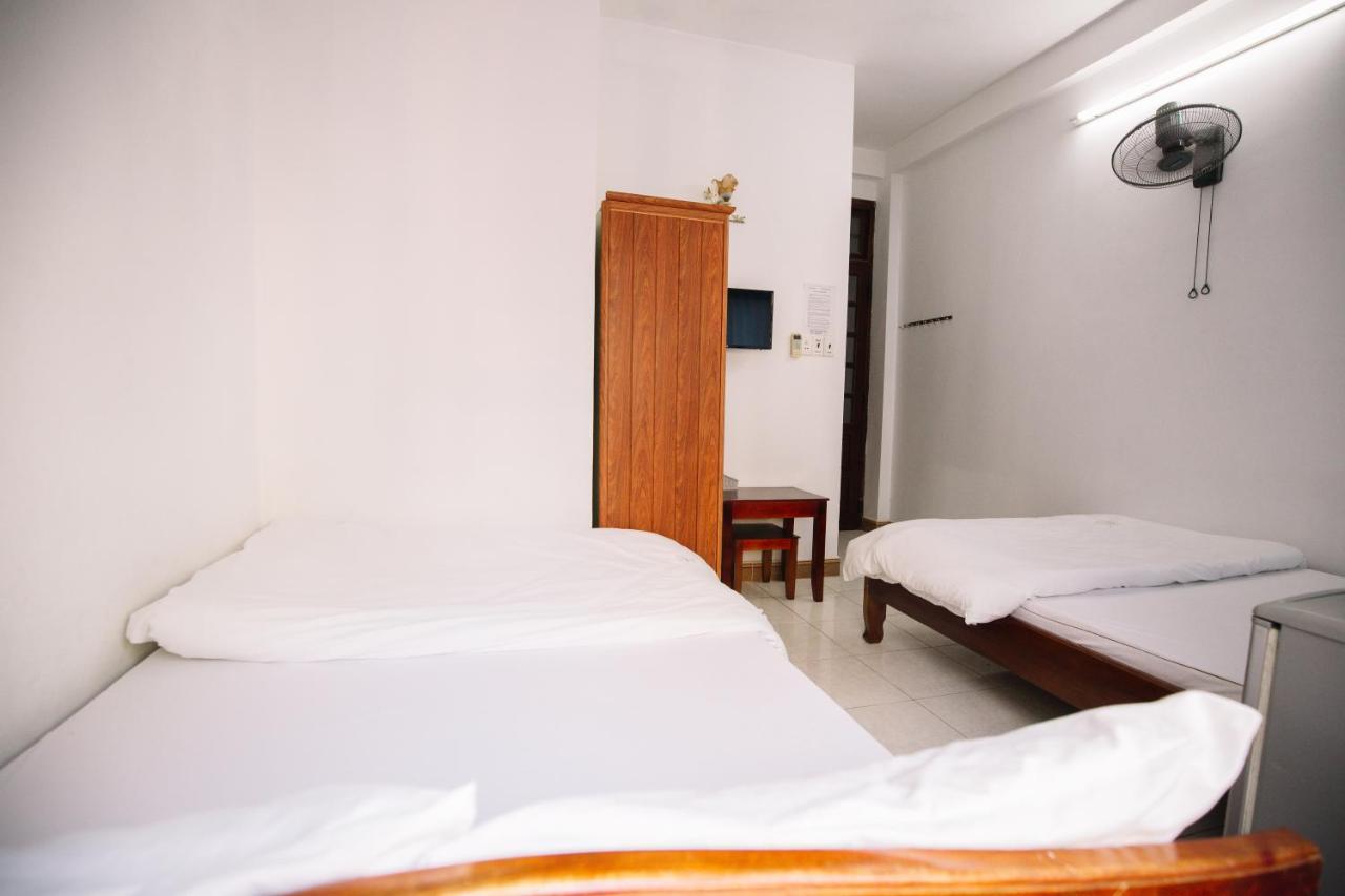 Lum Dong Tien Hotel Hue Exterior photo